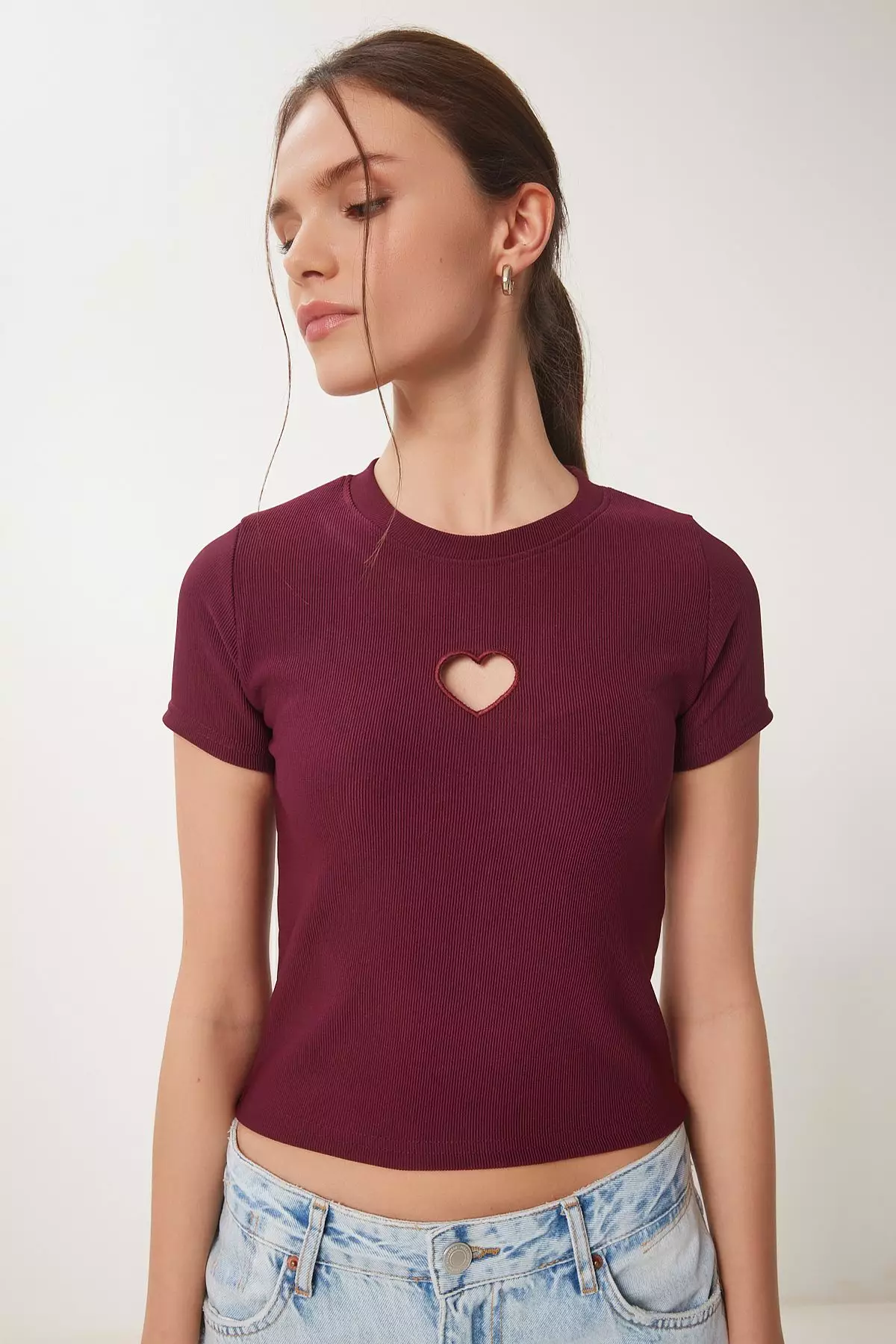 Heart Embroidered Ribbed Knitted T-Shirt