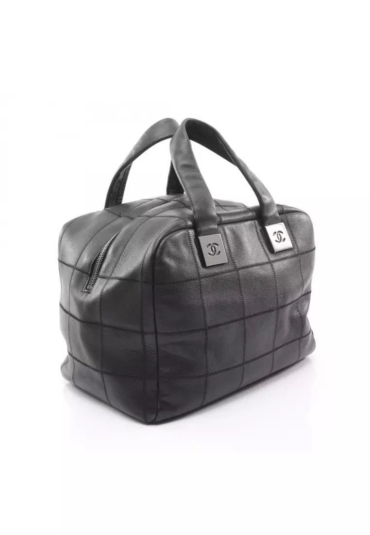 Pre-Loved Chanel chocolate bar Handbag mini boston bag Caviar skin black silver hardware