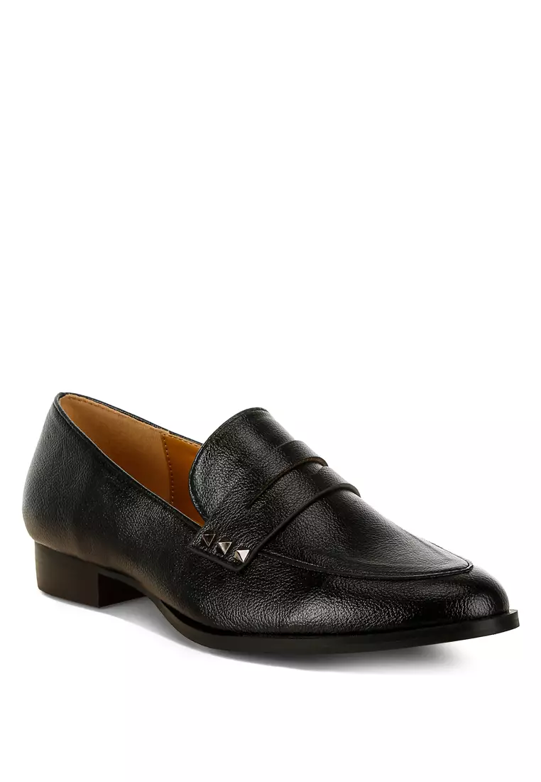 Sepatu Loafer Metalik Penny Strap dalam Warna Hitam