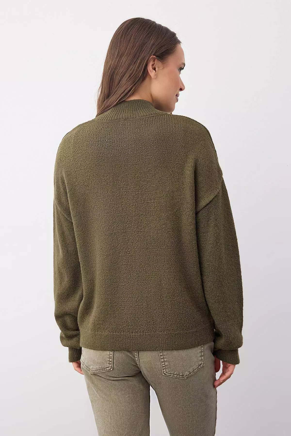 Wardrobe Essentials Khaki Soft-Textured Knit Sweater | Twoaw26Kz00074