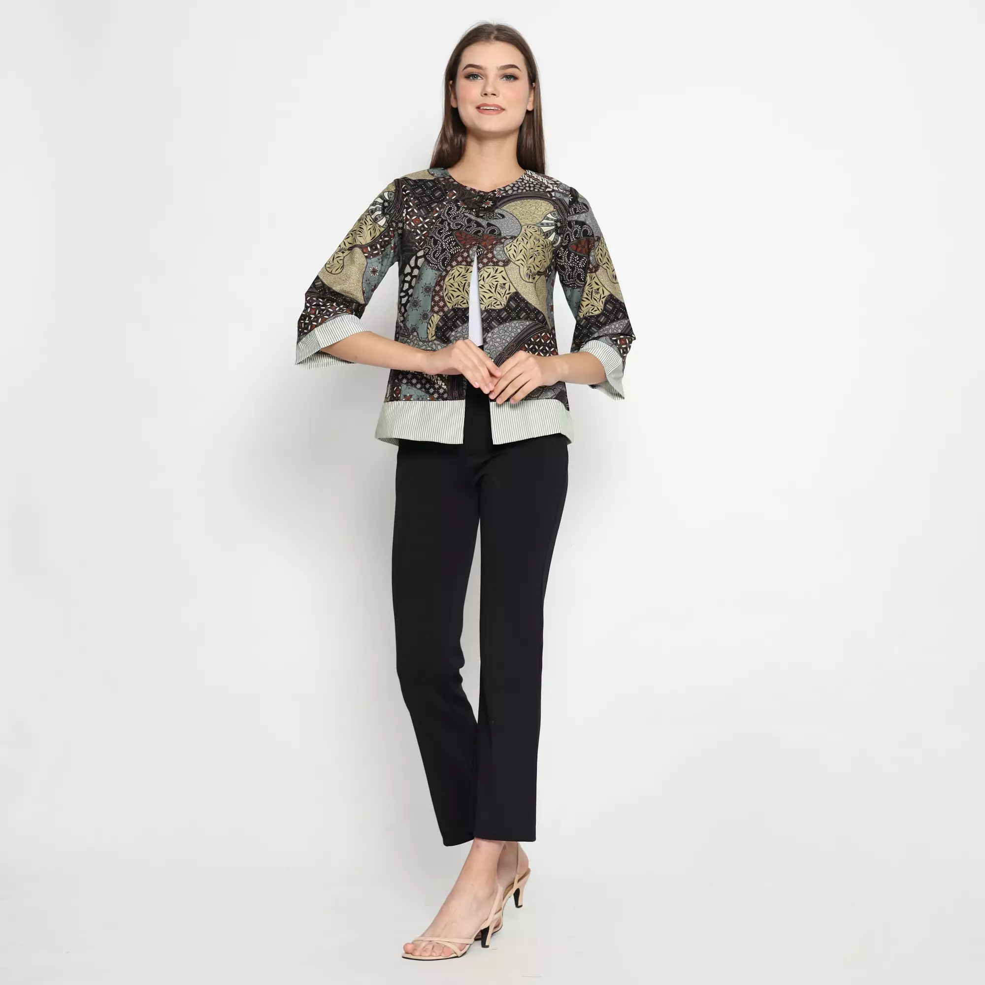 Blazer Batik Wanita - Bhatara Batik Jannah - Atasan Batik Modern Lengan Panjang