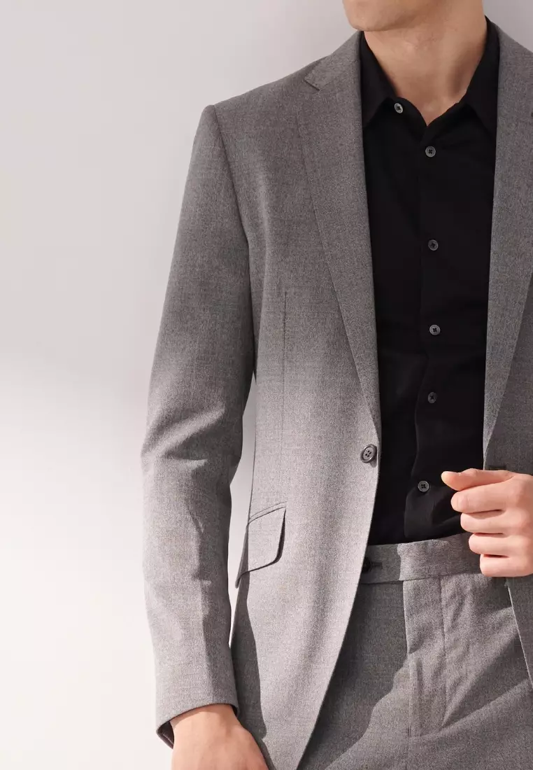 鐵灰色修身西裝外套