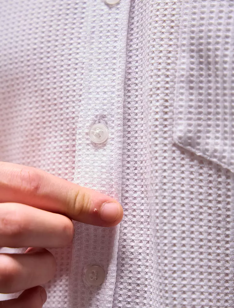 OXCON kemeja Tangan Pendek Waffle Kerah Collarless Putih