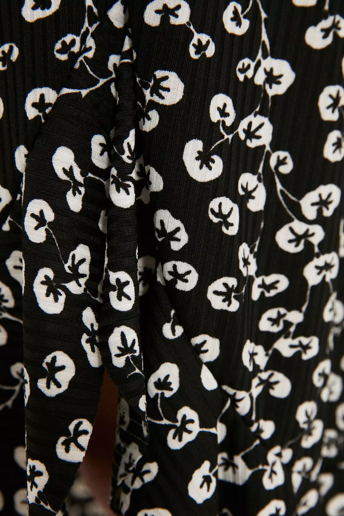 High Waist Floral Print Midi Skirt