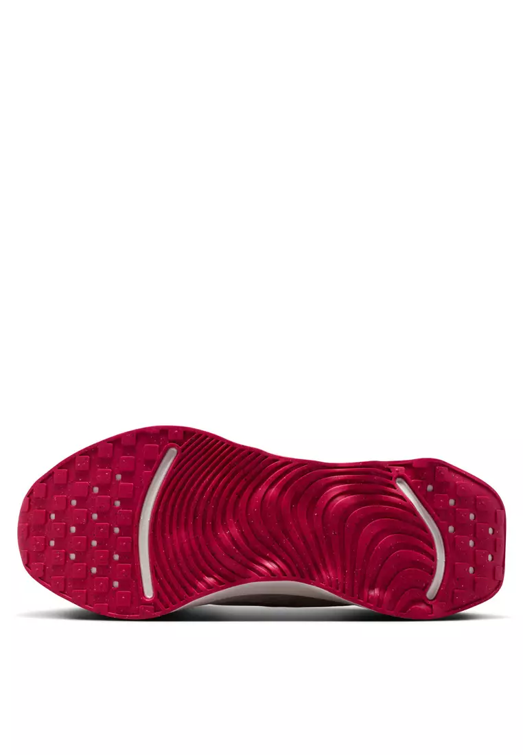 Motiva Walking Shoes