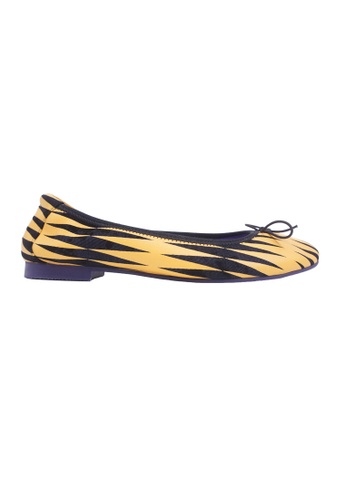 Flatss & Heelss by Rad Russel 黃色 Zigzag Striped Flats - Yellow C7F42SH0CFF3D8GS_1