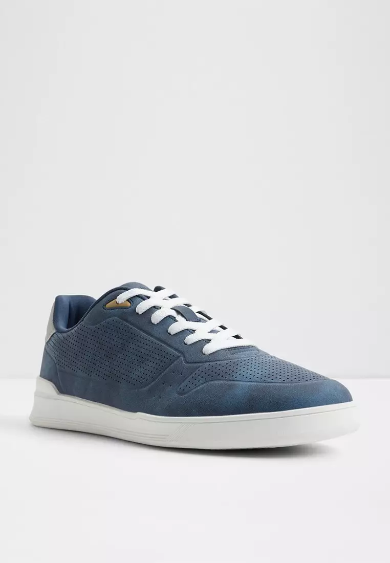 Robie Low-Top Sneakers