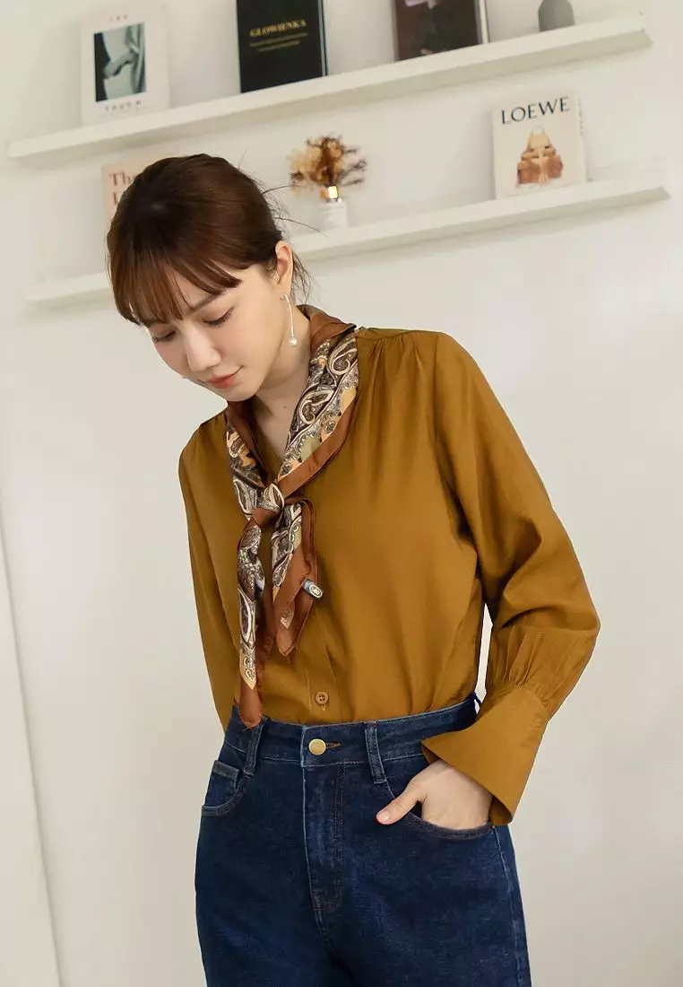 拋袖開襟純色V領上衣《AB18819》