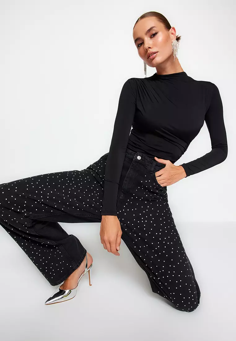 Knitted Bodysuit with Snap Fastener