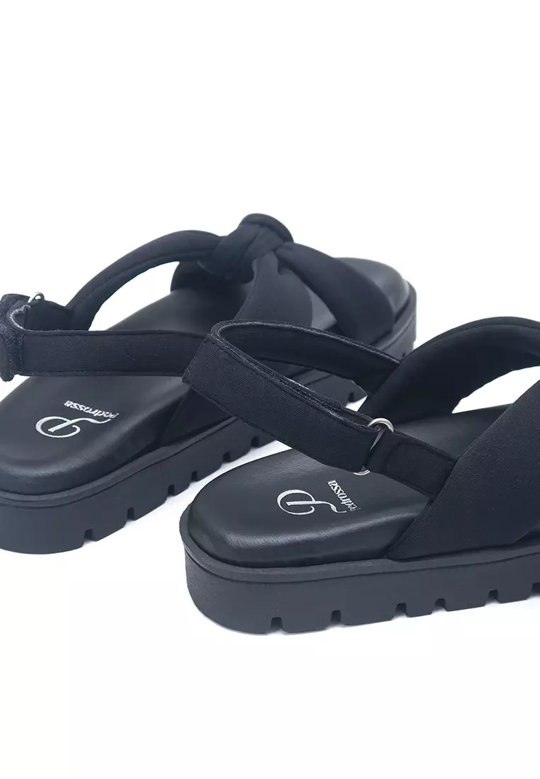 Karin Flat Sandal with Slingback in Black