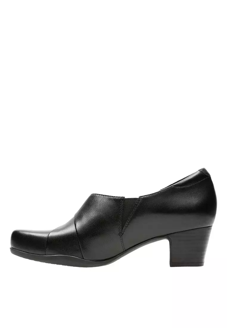 Womens Rosalyn Adele Court Shoes Black Leather - Wide Fit