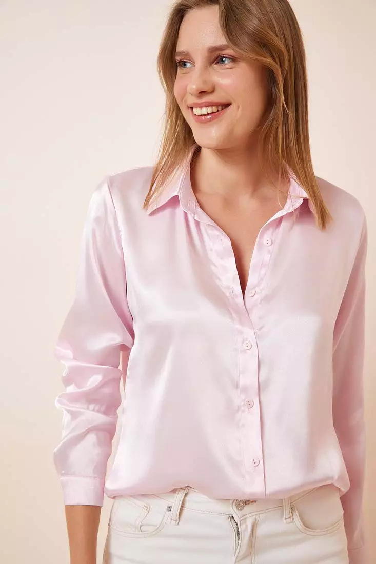 Slightly Flowing Satin Shirt