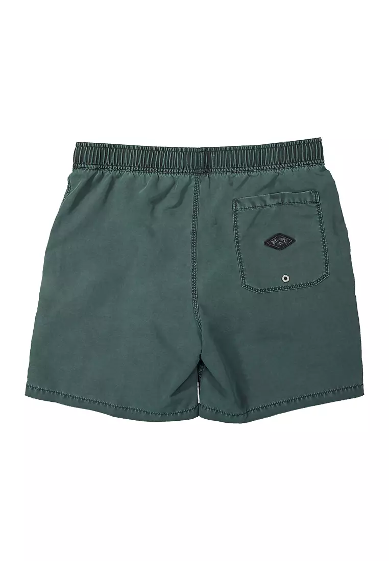 billabong green shorts