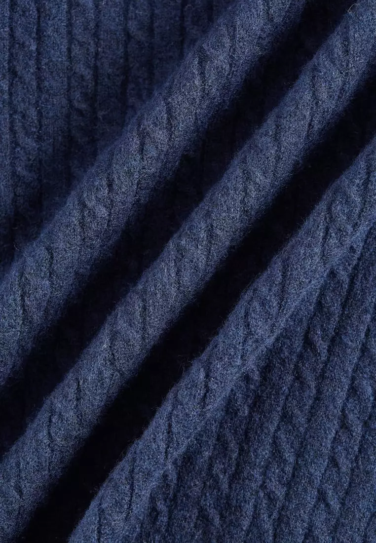 G2000 Cable Cropped Cardigan