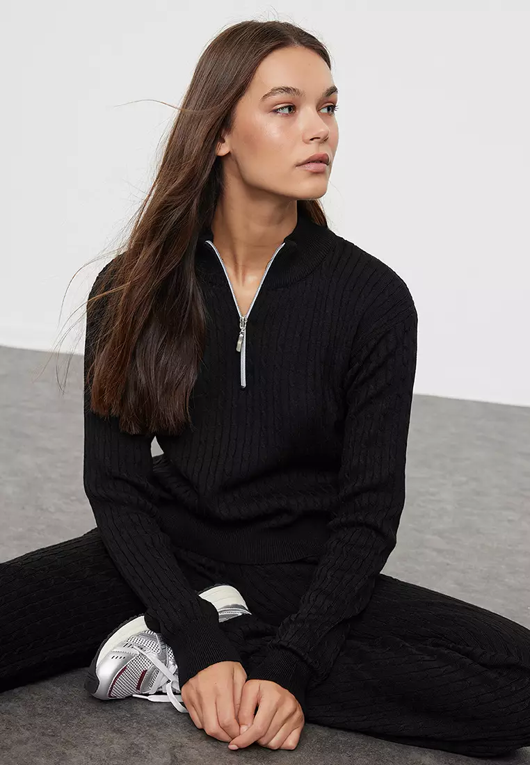 Black Zippered Knitwear Bottom-Top Set TWOAW25AU00059