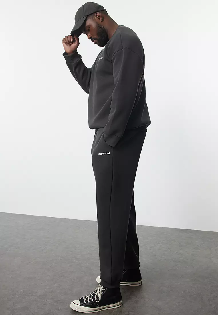 Plus Size Sweatshirt and Sweatpants Set