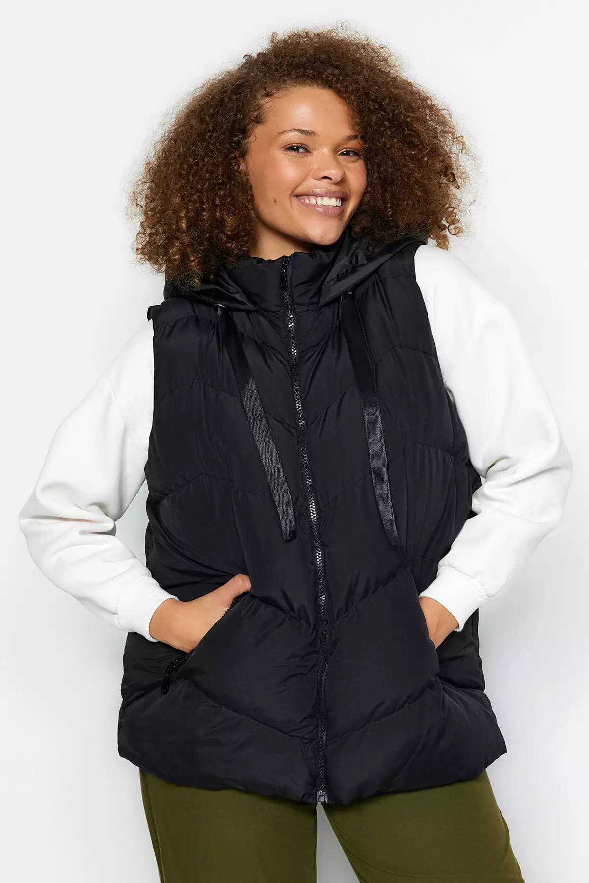 Quilted vest with new arrivals hood