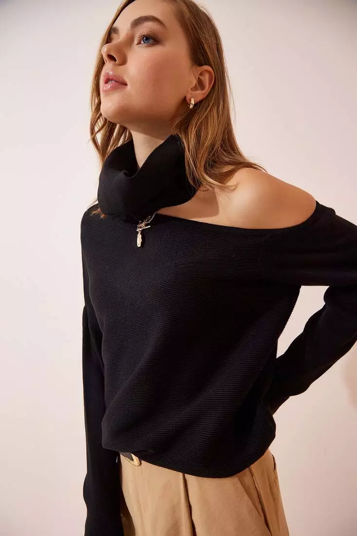 One clearance shoulder turtleneck