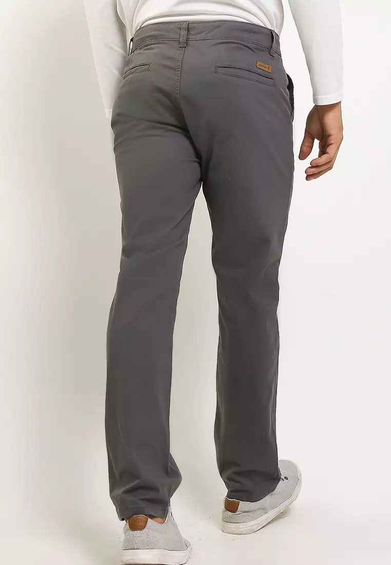 TRIPLE Celana Panjang Chinos Regular Slim (261 858)