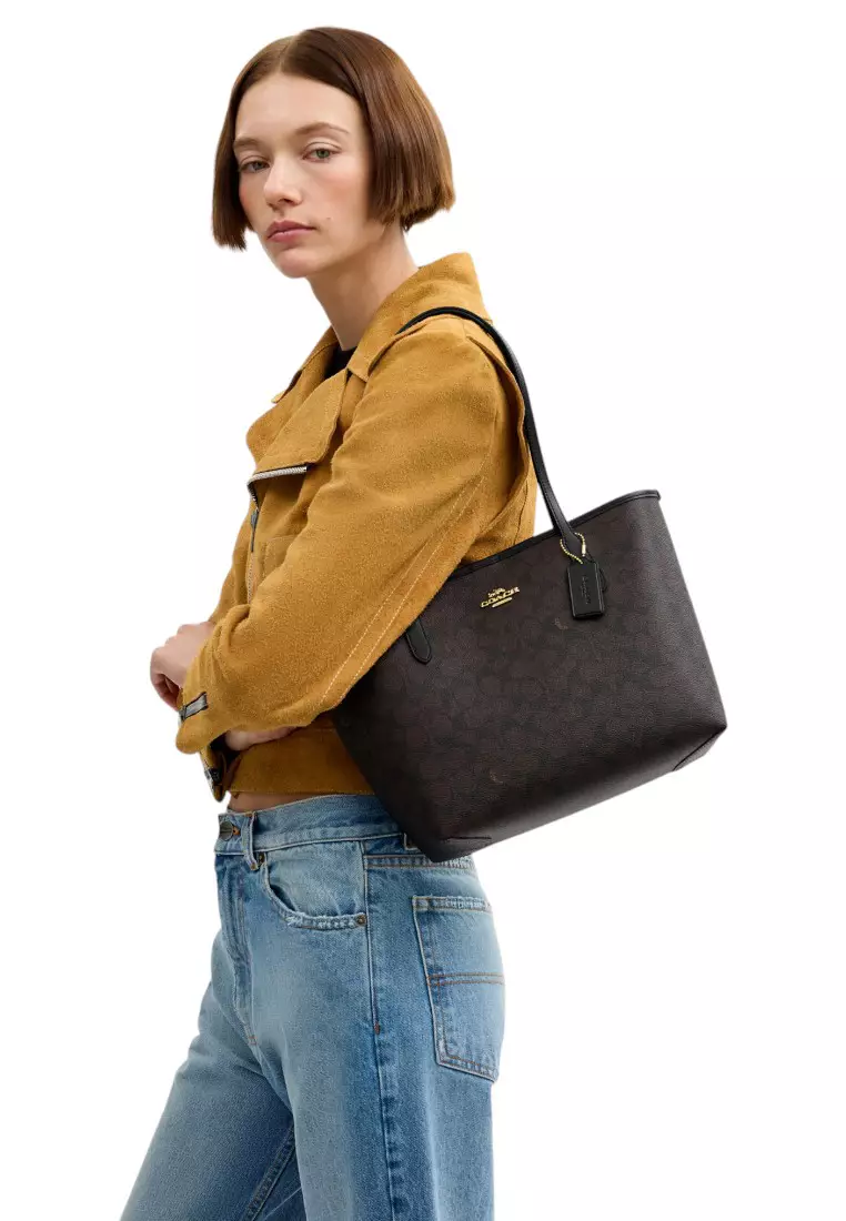 Medium City Tote Bag In Signature Canvas - Walnut/Black