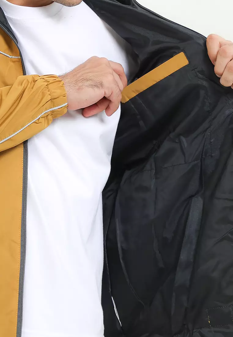 SYZLO Jaket Outdoor Packable Bisa Dilipat Jadi Tas - Caramel