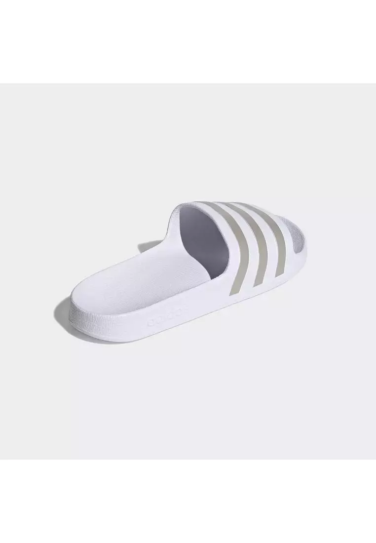 Adilette Aqua Slides