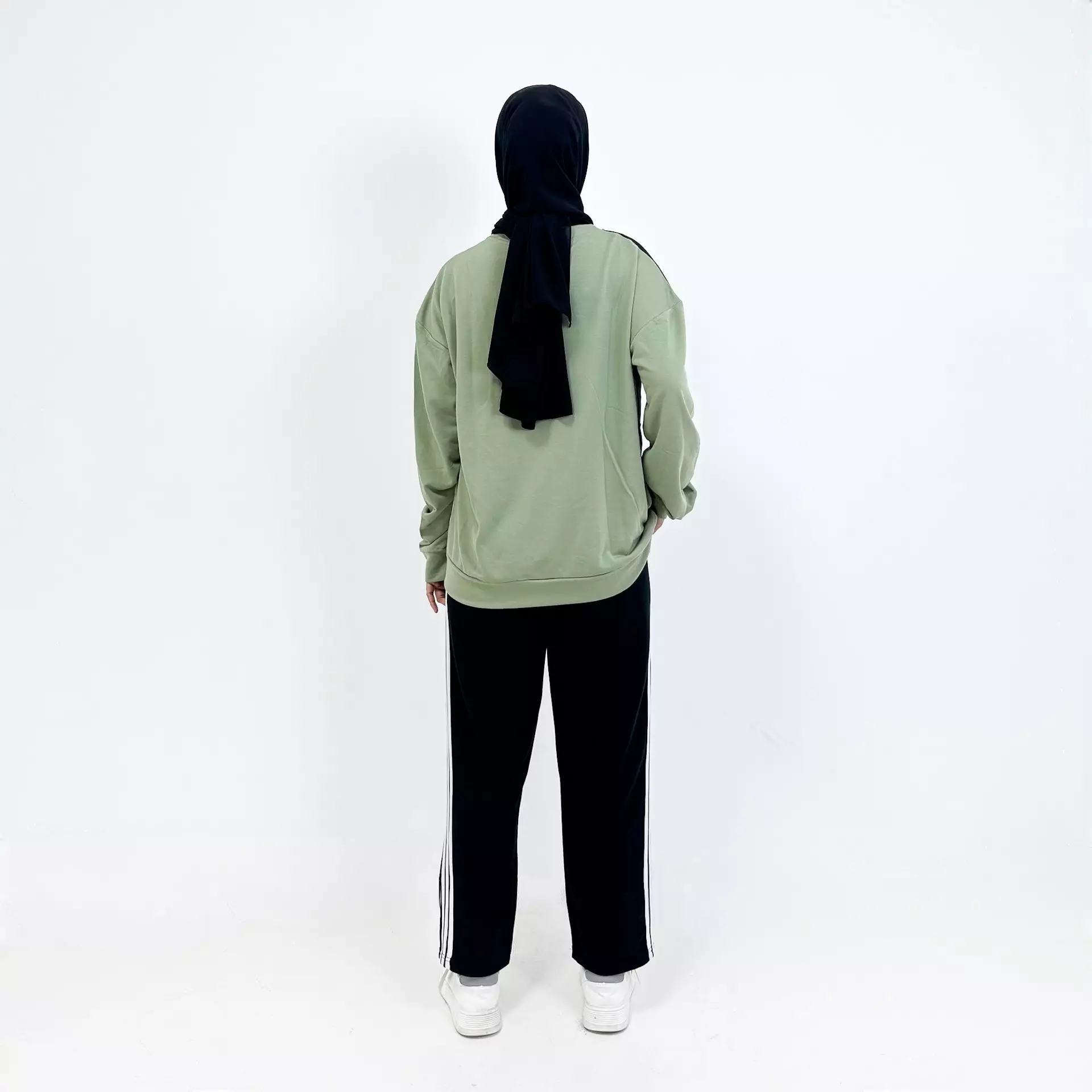 Setelan Training Joanita [MINT] Oneset Sweater Celana Olahraga Fit XXL