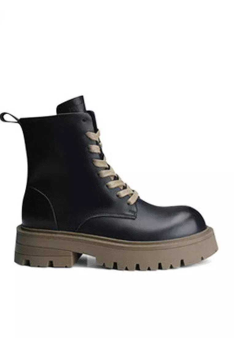 Discount on Twenty Eight Shoes  shoes - SKU: VANSA Comfortable Lace-Up Thick Mid Boots VSW-B1038