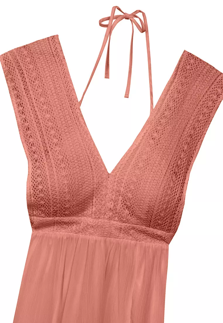 Open Back Padded Lace Maxi Dress