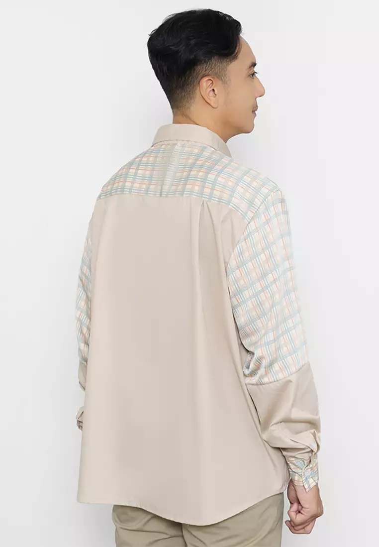 Jenna and Kaia - Lucien Top Creme - Kemeja Pria