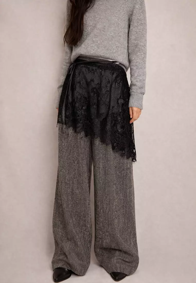 Lace Waist Scarf