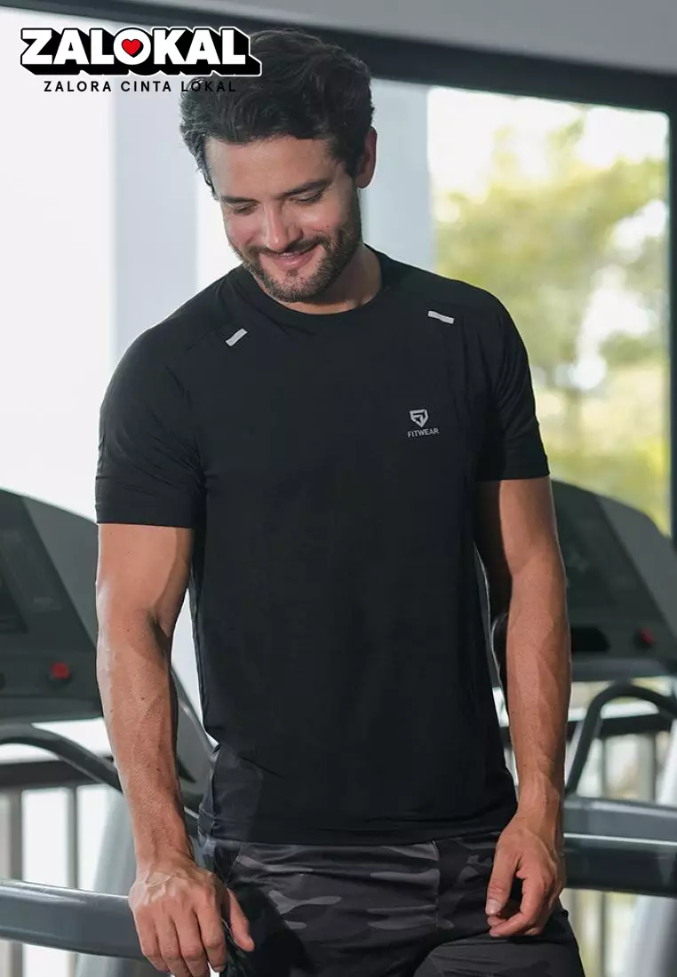 Fitwear - Kaos Olahraga Running Pria JOSEPH REFLECTIVE STRIPE - BLACK PLAIN