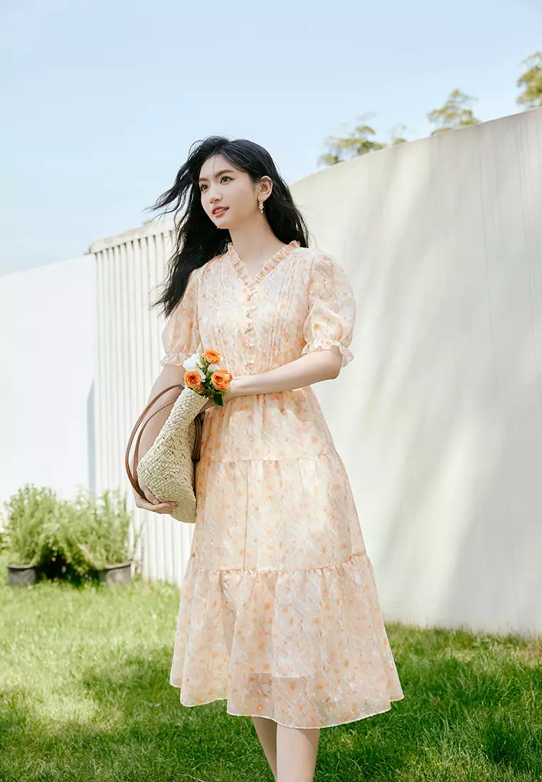 Ruffled Sleeve and Collar Tiered Floral Midi Dress