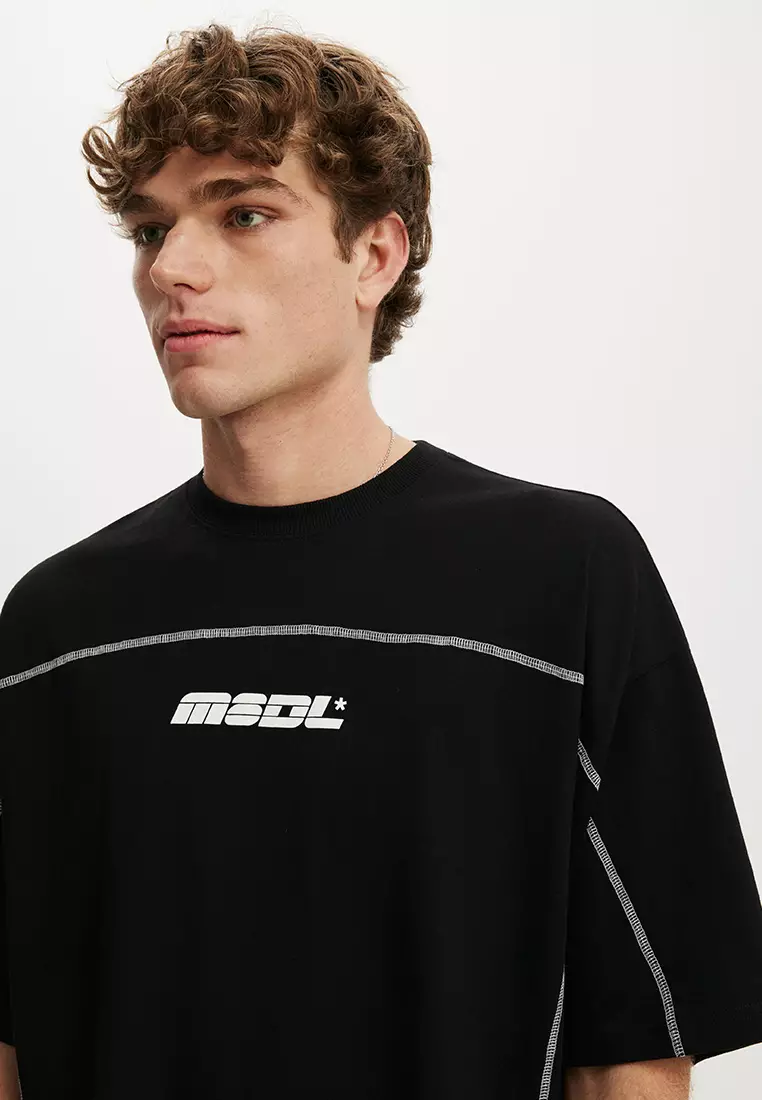Cropped Fit Graphic T-Shirt