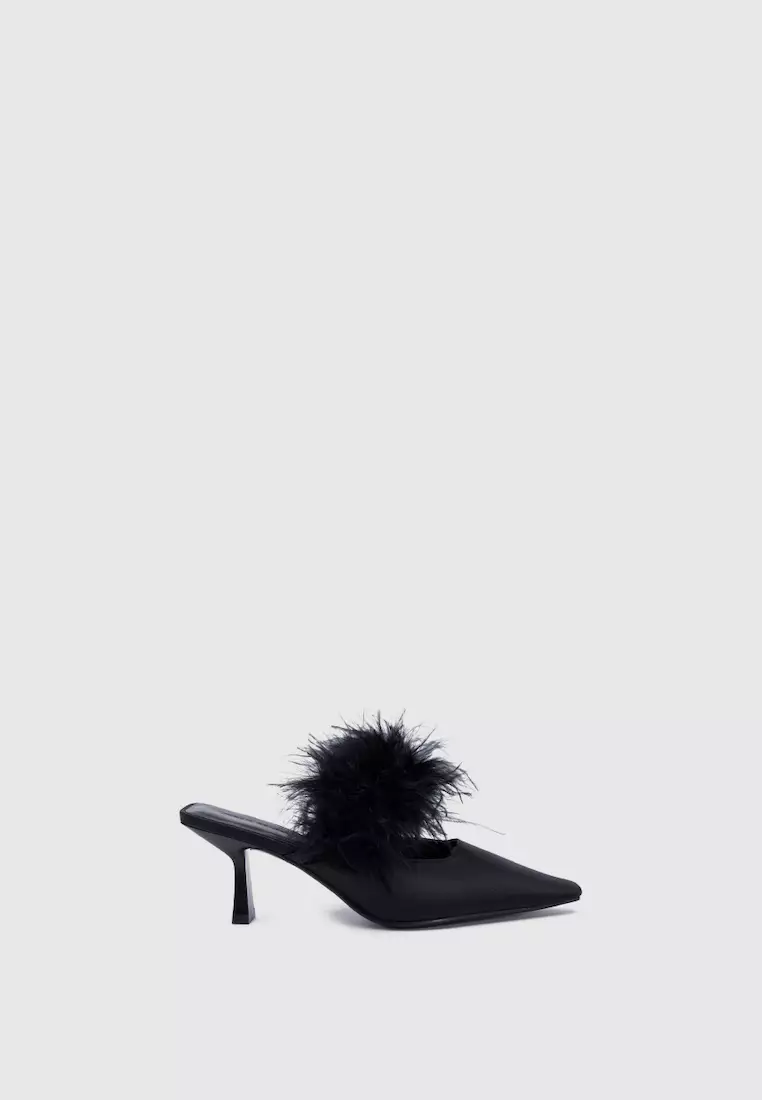 Discount on Urban Revivo  shoes - SKU: Pointed Toe Heeled Mules