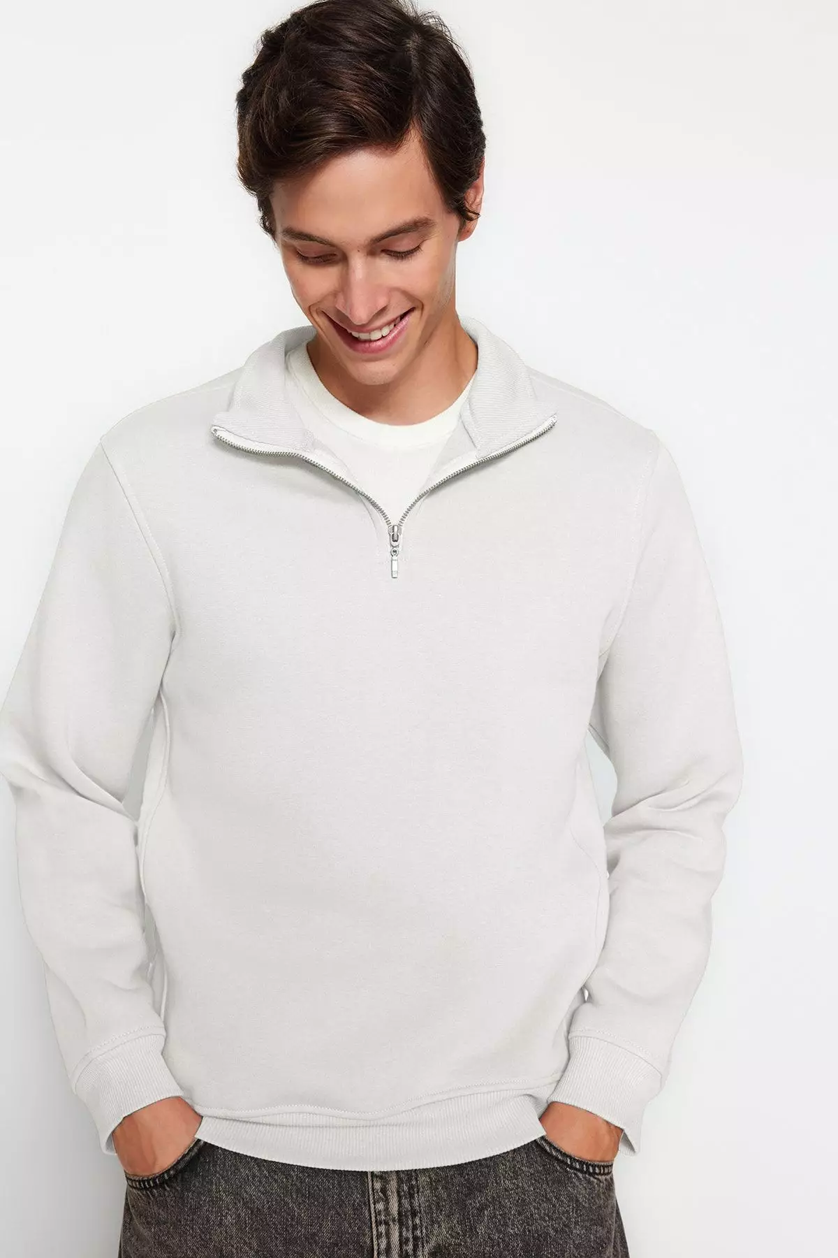 Ecru Regular/Normal Cut Stand Collar Zippered Inside Polar Fleece/Warm Basic Sweatshirt TMNAW24SW00041