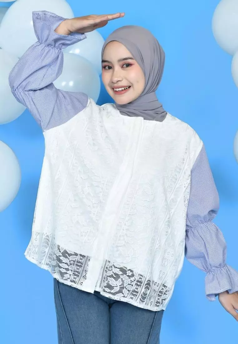 Seika Lace Top - Bw - Stripe Blue M18225 R15S3