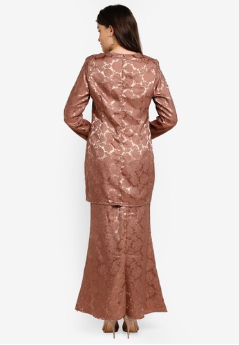 Buy Kurung Modern from peace collections in Brown at Zalora