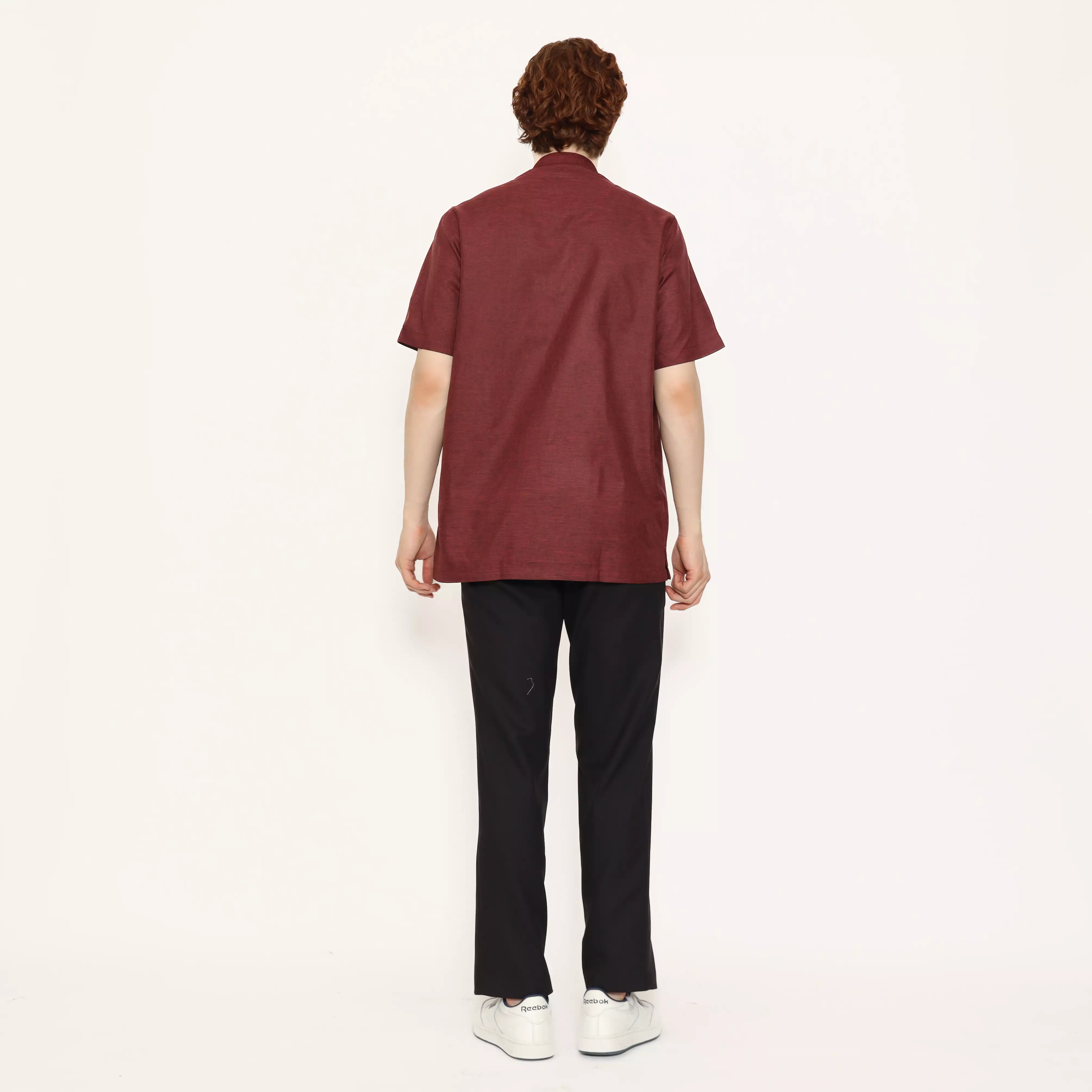 LAWELL OAKLEY-S Baju Koko Pria Lengan Pendek Regular Fit Tekstur Halus Katun Warna Maroon