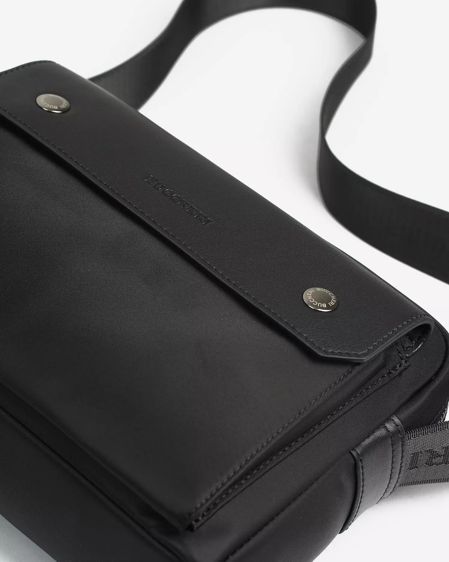 Buccheri Avery Bag Men Black/Black