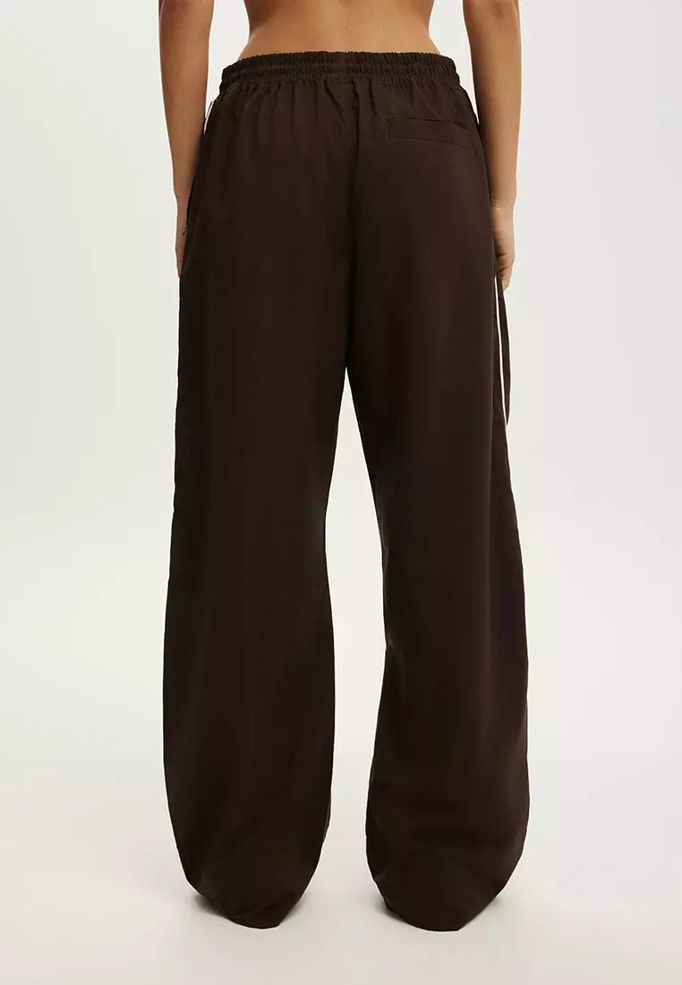 Baggy Woven Sweatpants