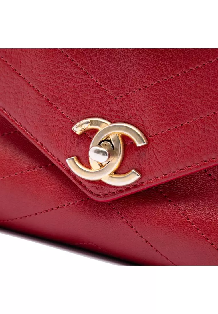 Pre-Loved Chanel Small Cc Chevron Calfskin Envelope Flap