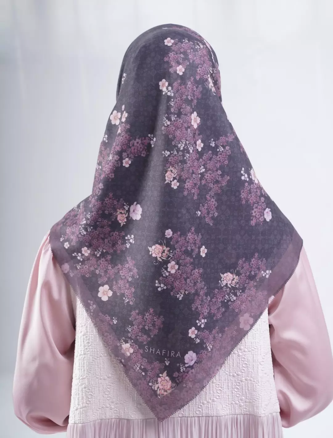 Cassya Printed Scarf Black | Hijab Kerudung Segi Empat Motif