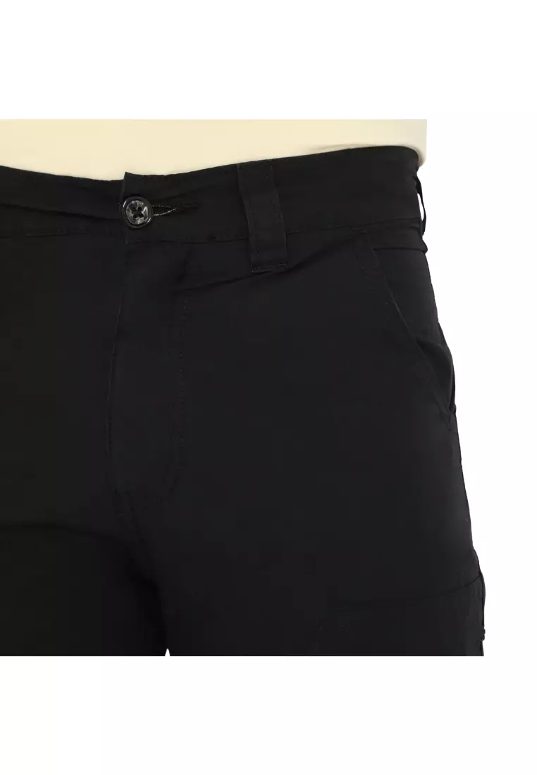 POLICE Celana Pendek Cargo Parasut Kantong Zipper Regular Fit Pria