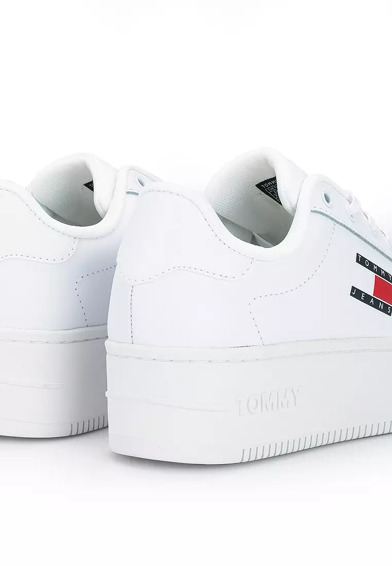 Tommy hilfiger star outlet essential trainers