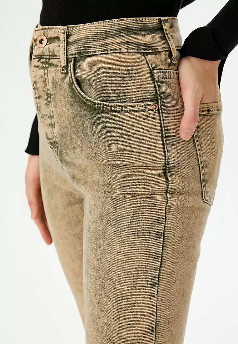Slim Fit Flare Jeans