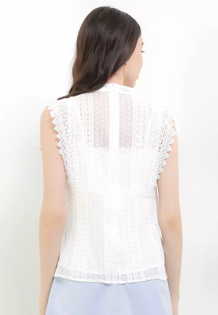 Sleeveless Lace Blouse W Lace Trim