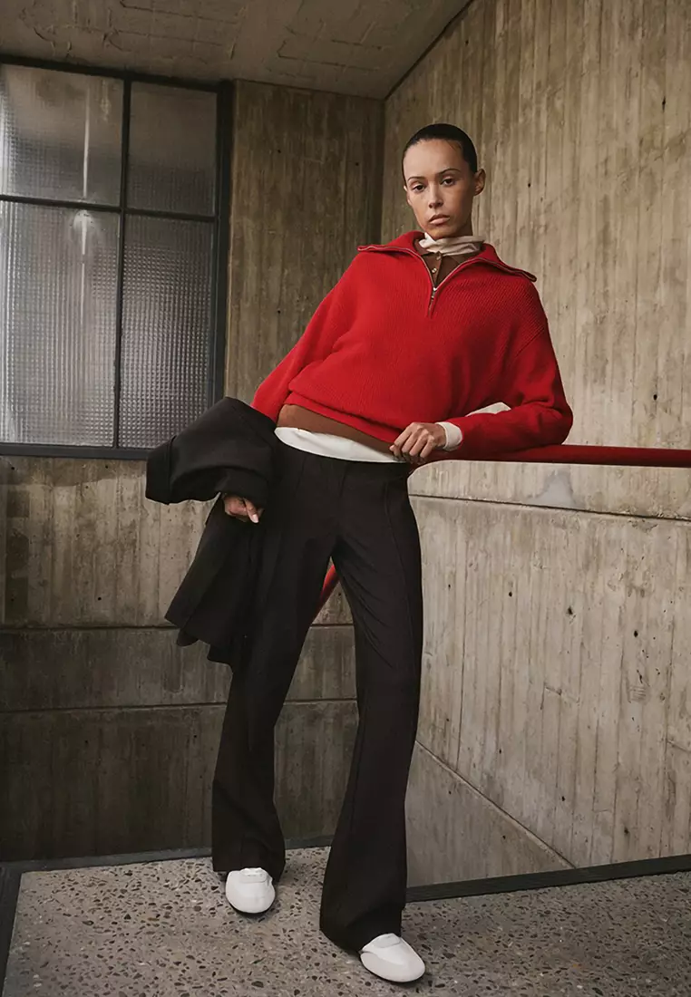 Sweater with Contrasting Zip Collar