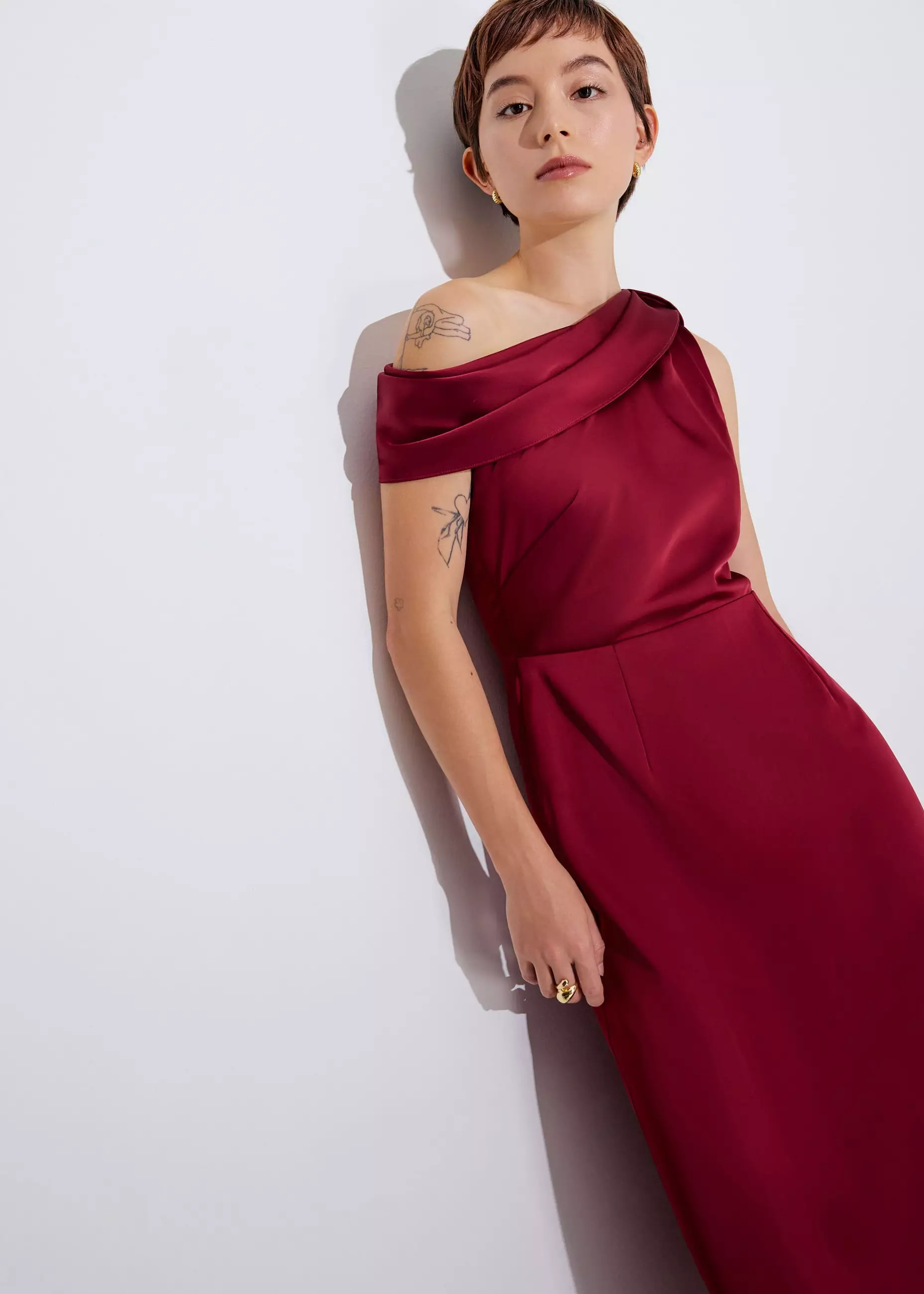 Dress Wanita - Eyka Multi-way Satin Asymmetric Column Midaxi Dress