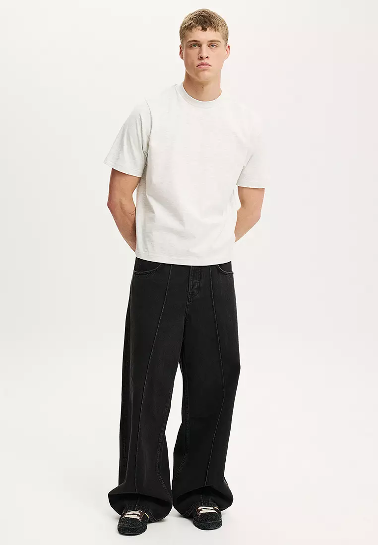 Cropped Fit T-Shirt